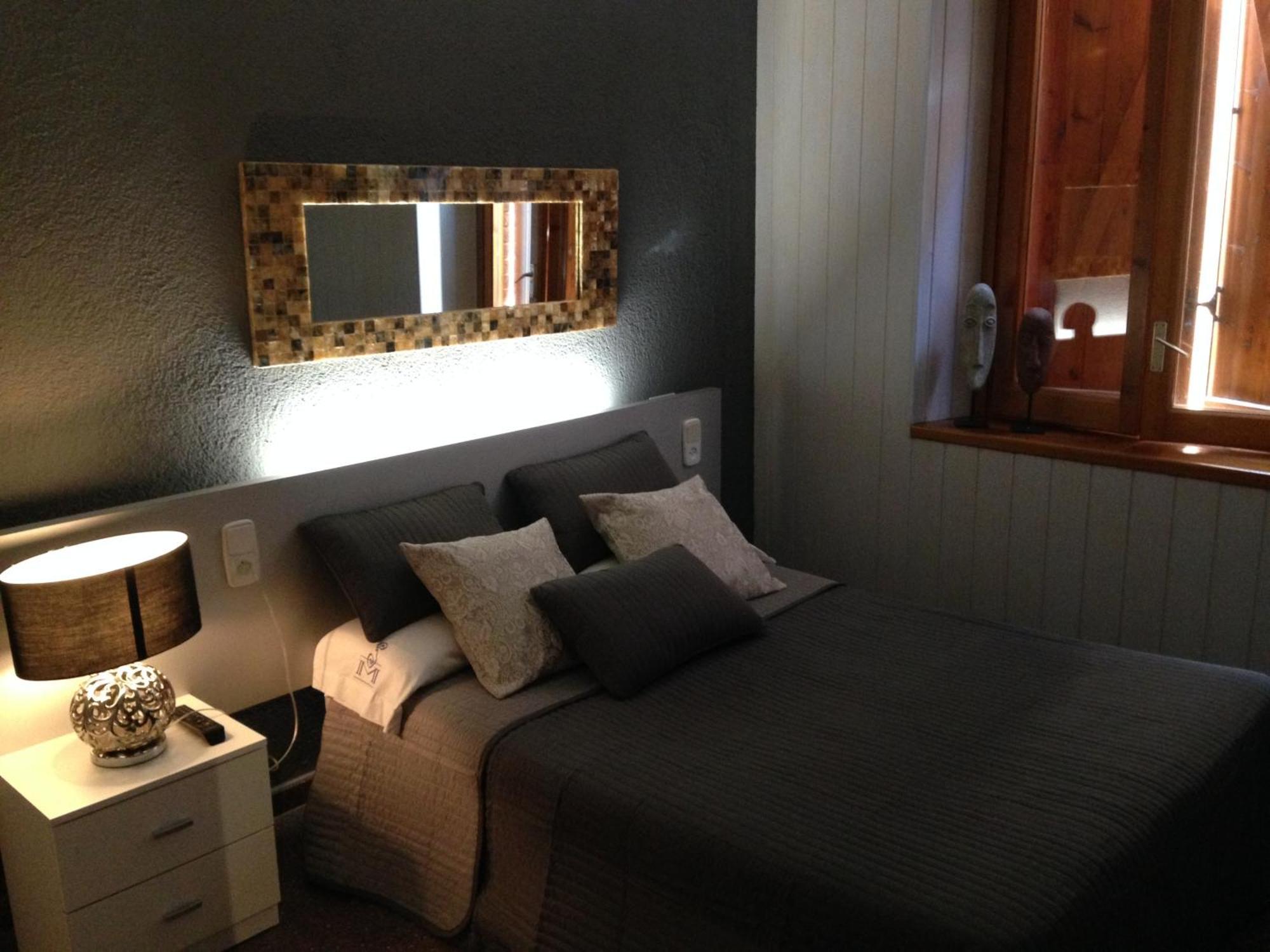 Hostal Sant Marti Puig-reig Rum bild